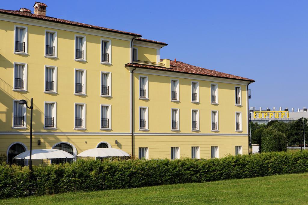 Готель Maranello Palace Екстер'єр фото